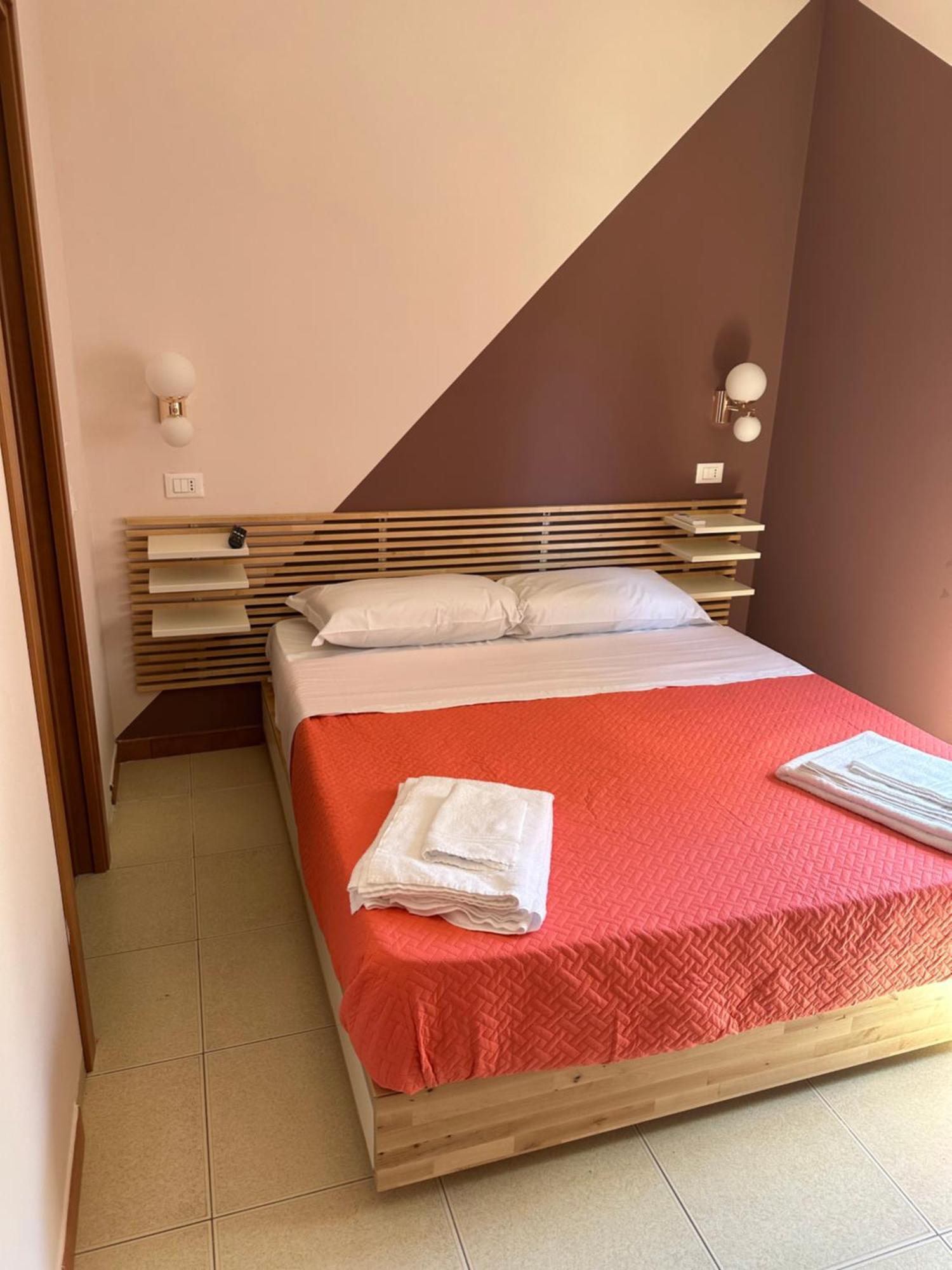 B&B Elegance Villa San Giovanni Exterior photo